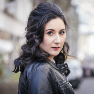 Samstag, 21.02.2026, 19 Uhr: Ein Amy Winehouse Abend mit Carolin Karnuth